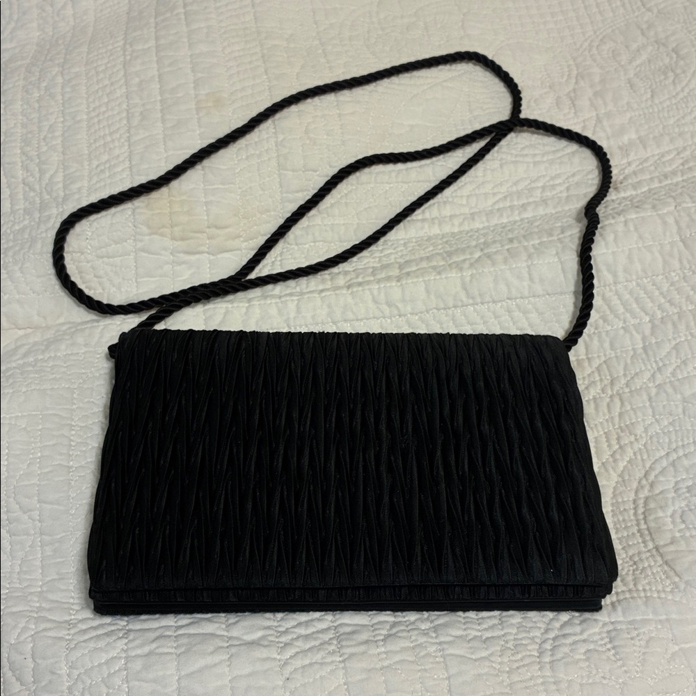 Black Evening Textured Crossbody Clutch Bag - Women